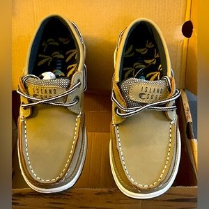 Island Surf boat shoes for boys size 2 brand New in box